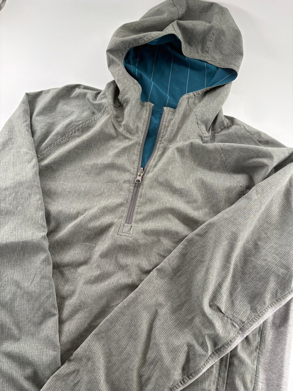 Lululemon Men Reversible Hooded Half-Zip Pullover Jacket XL Gray Teal Pinstripe